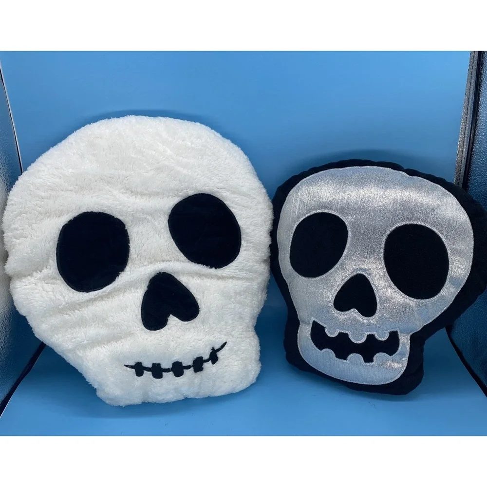 Gramercy Studio Sherpa Skull Pillow & Target Bullseye Black Silver Gothic Set